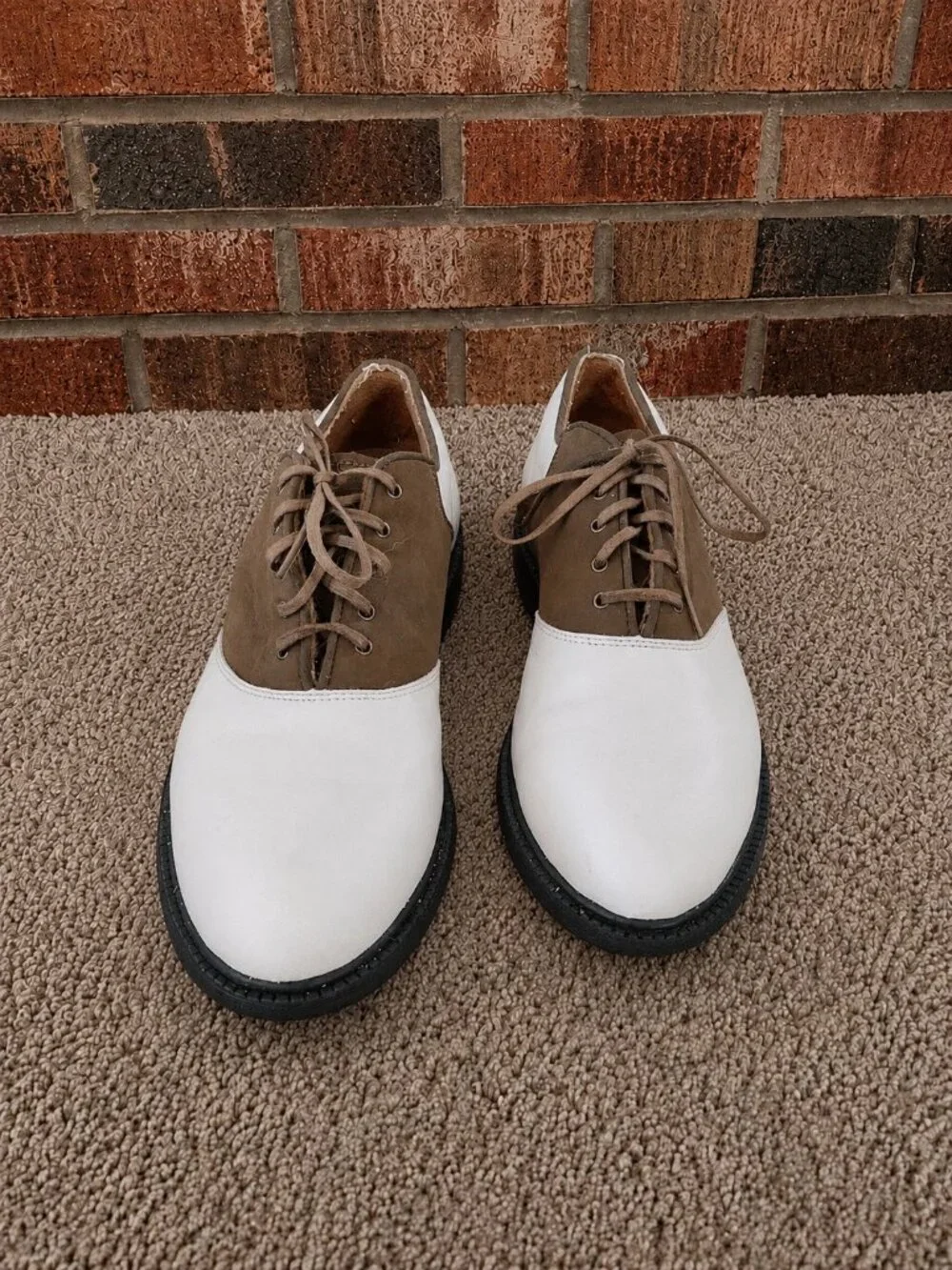 Nike Air Women's 8.5 Golf Shoes Cleats White Brown Saddle Leather